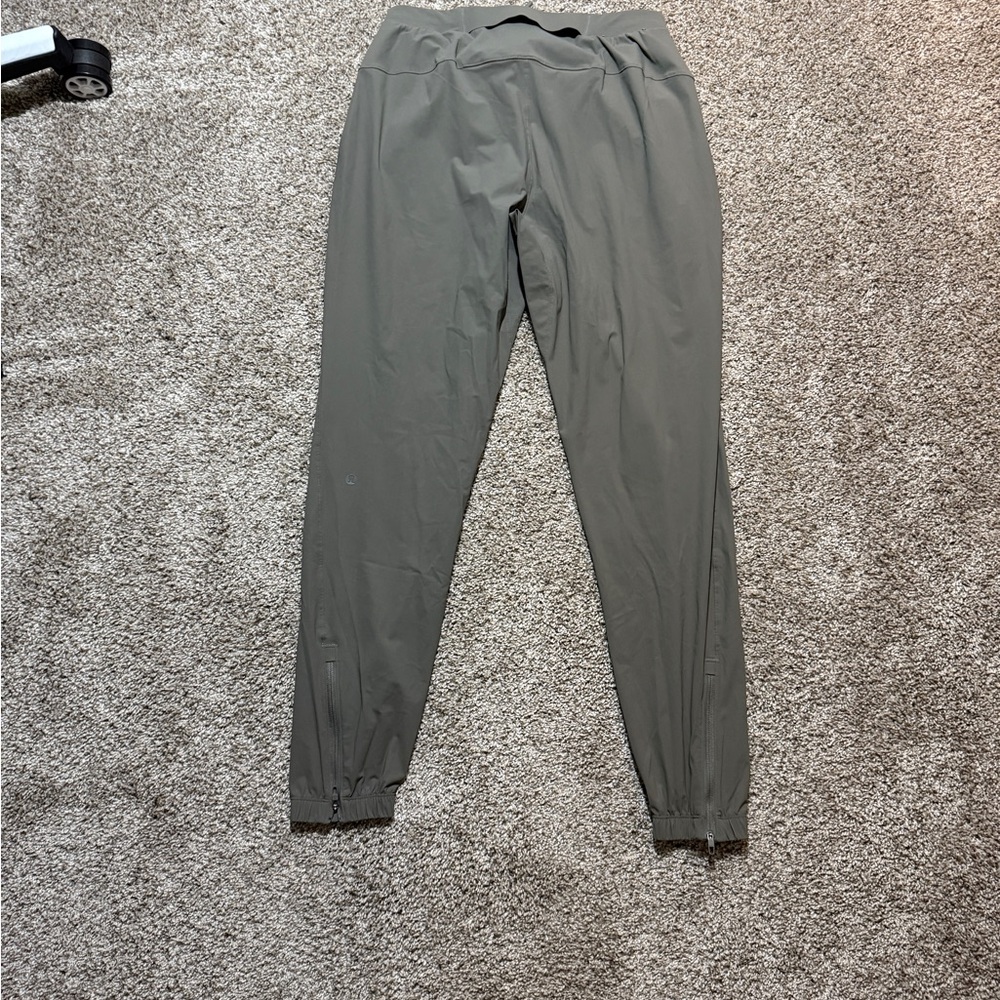 Lululemon Surge Jogger Sz M Grey